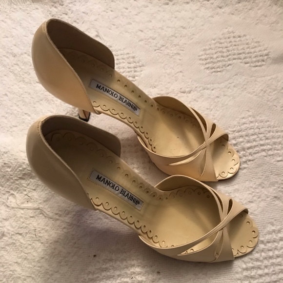 Manolo Blahnik Shoes - USED Manolo Blahnik Arsenia Napa Anthracite heel